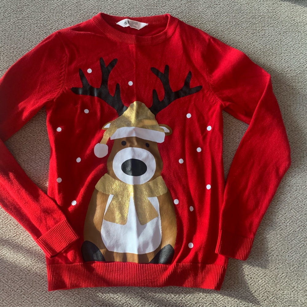 Boys Christmas sweater. Worn once for Santa pictures. H&M 8/10